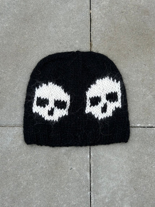 DEAD WOOL BEANIE IN BLACK