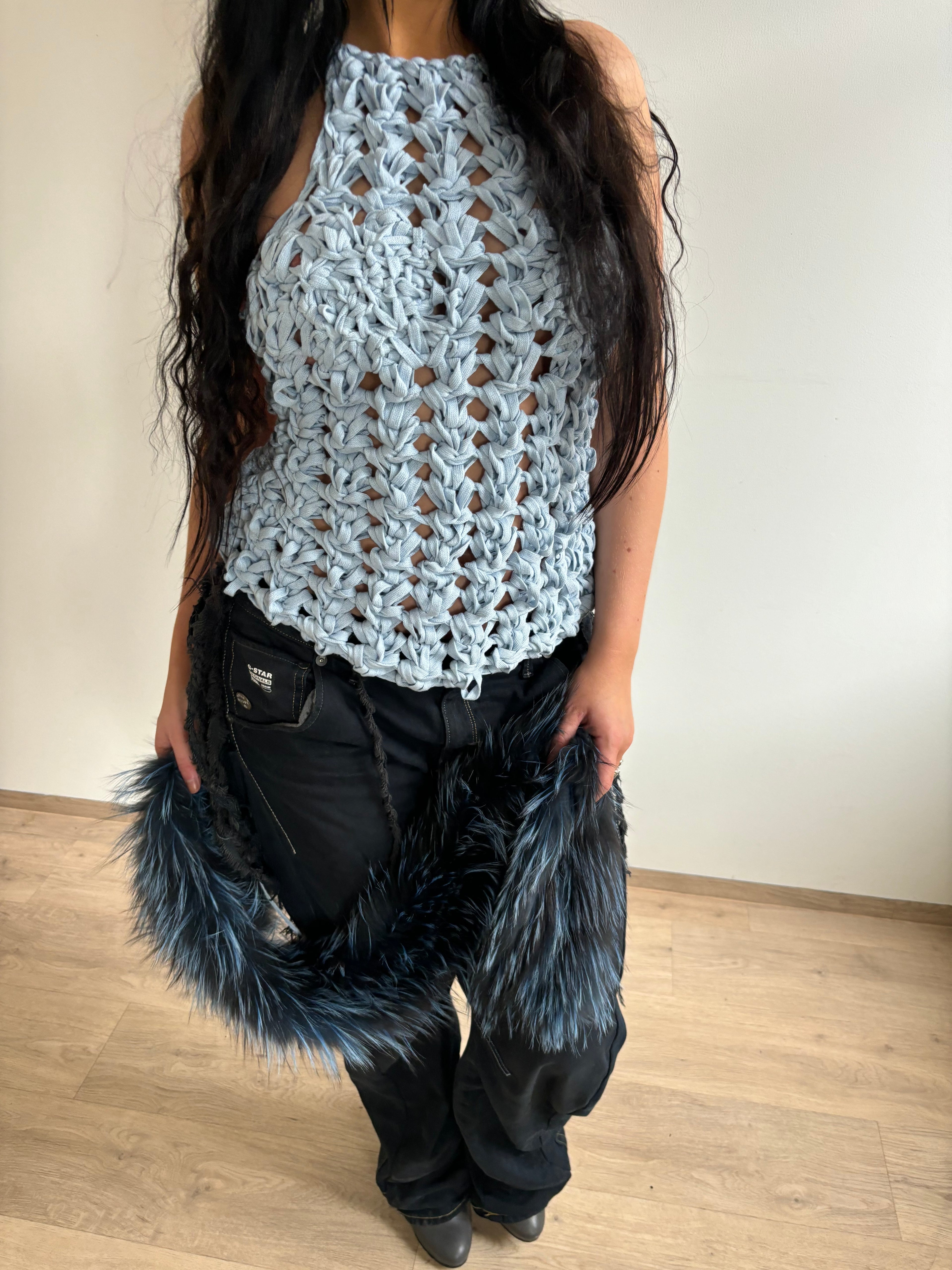 THESS BACKLESS TOP IN  BABYBLUE