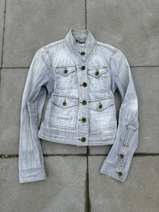 BUTTONED DENIM JACKET