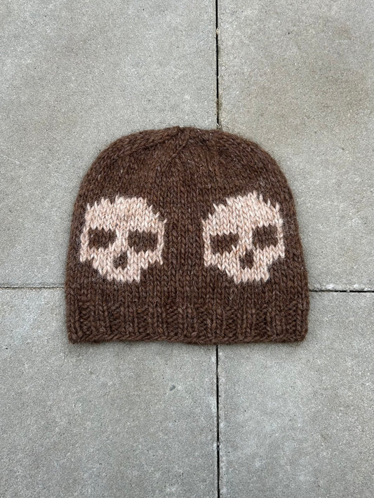 DEAD WOOL BEANIE IN BROWN