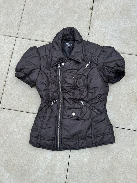 FITTED PUFFER VEST