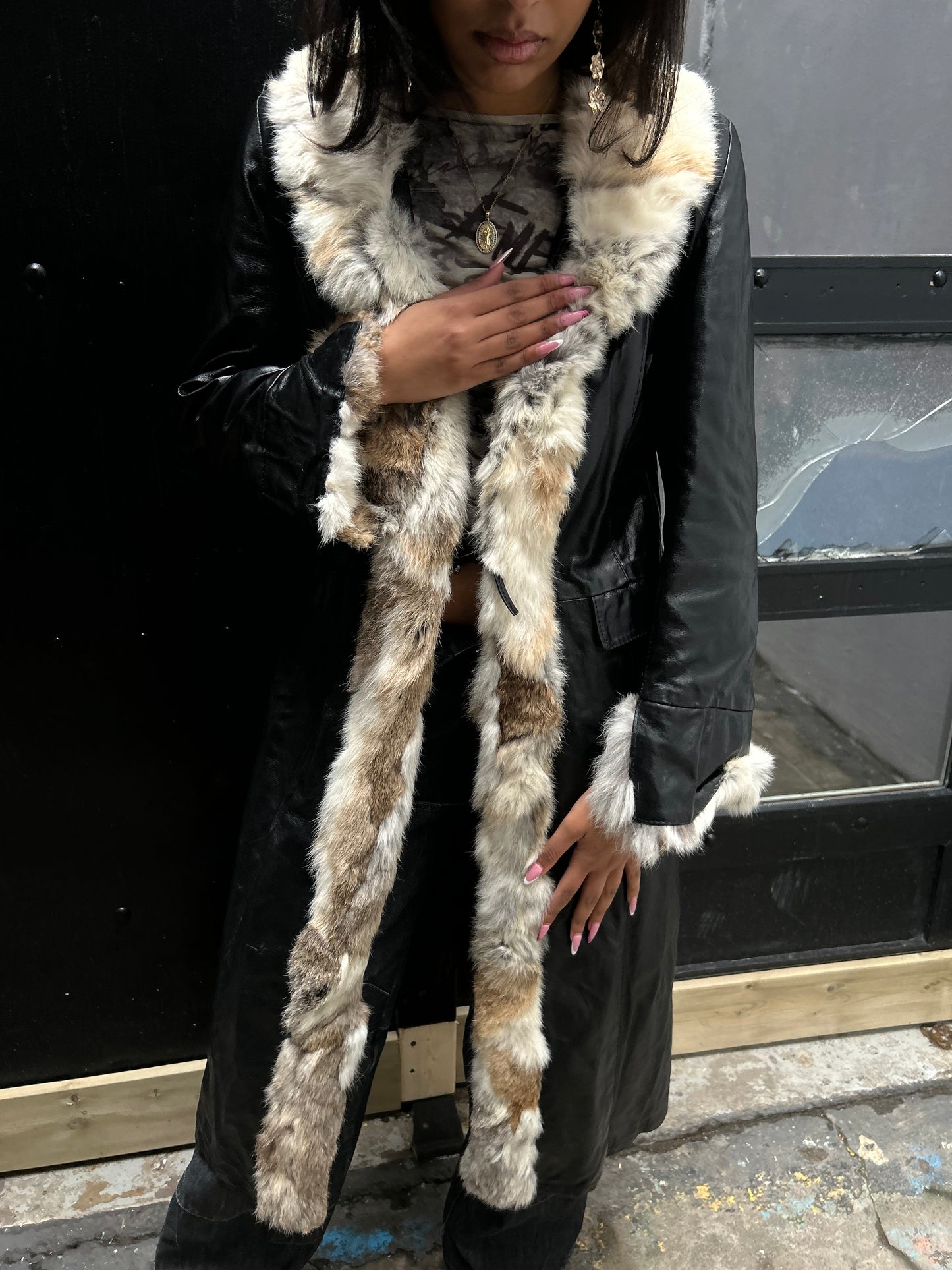 LEATHER COAT WITH FUR