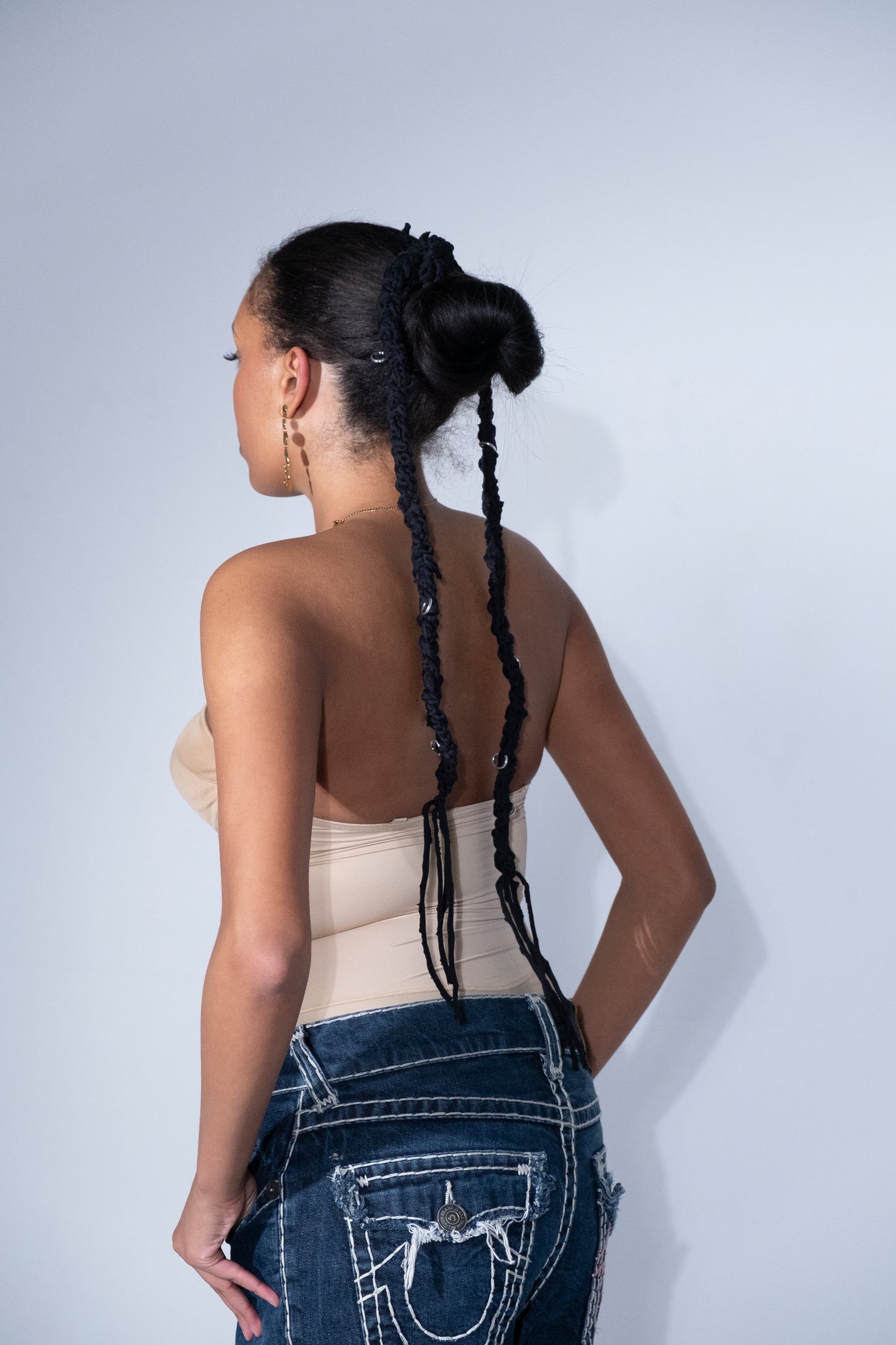 THESS BRAID IN BLACK