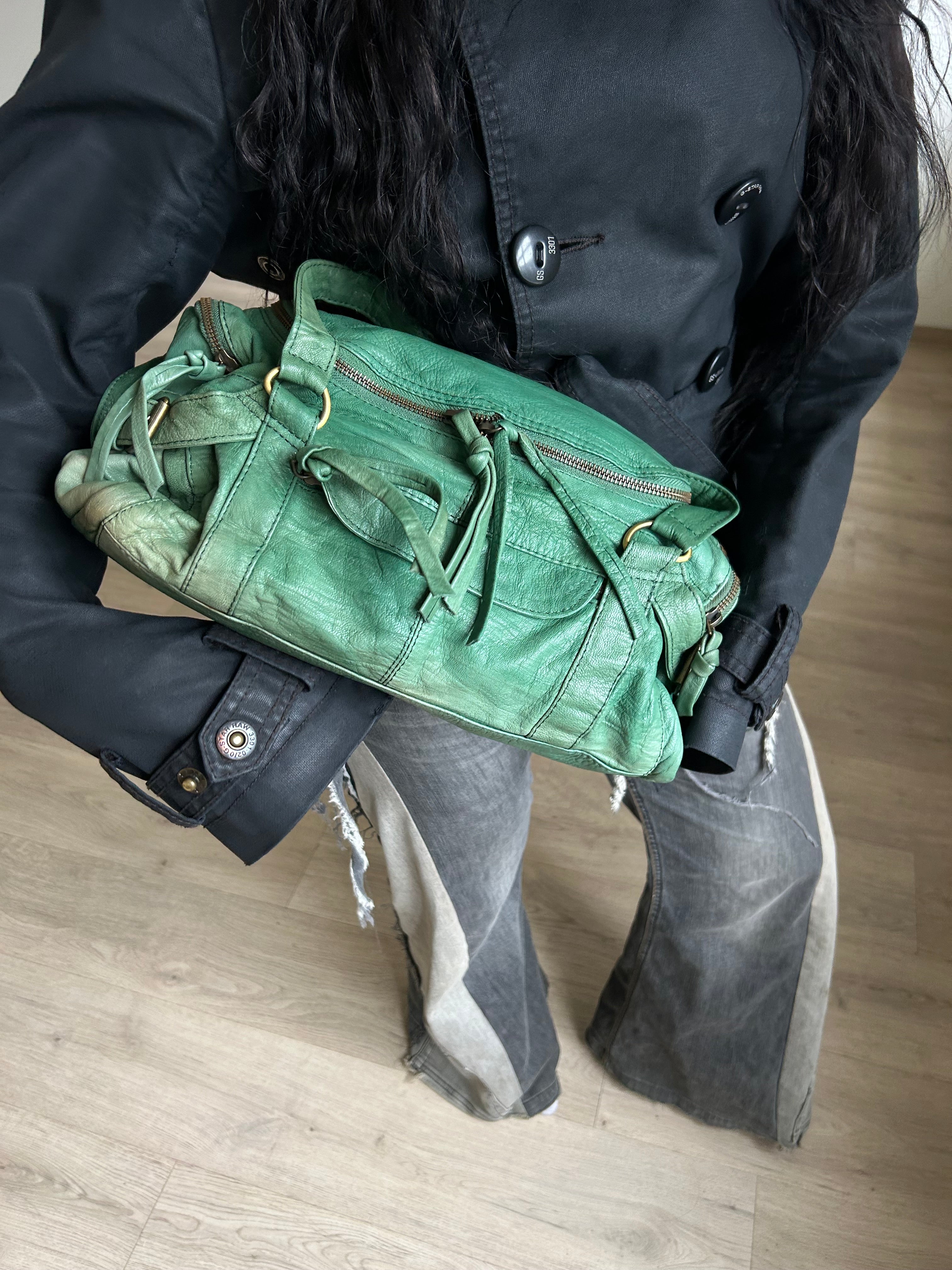 Y2K SHOULDER LEATHER BAG