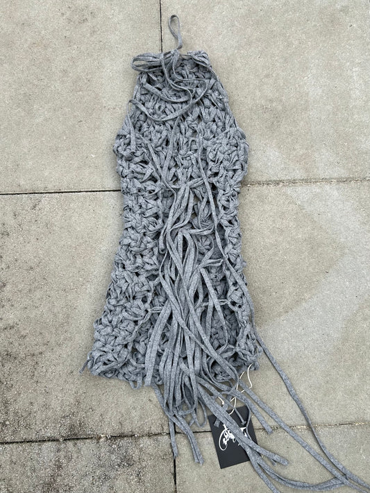 THESS BACKLESS TOP IN GREY