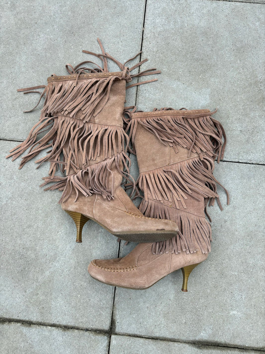 FRINGE LEATHER BOOTS