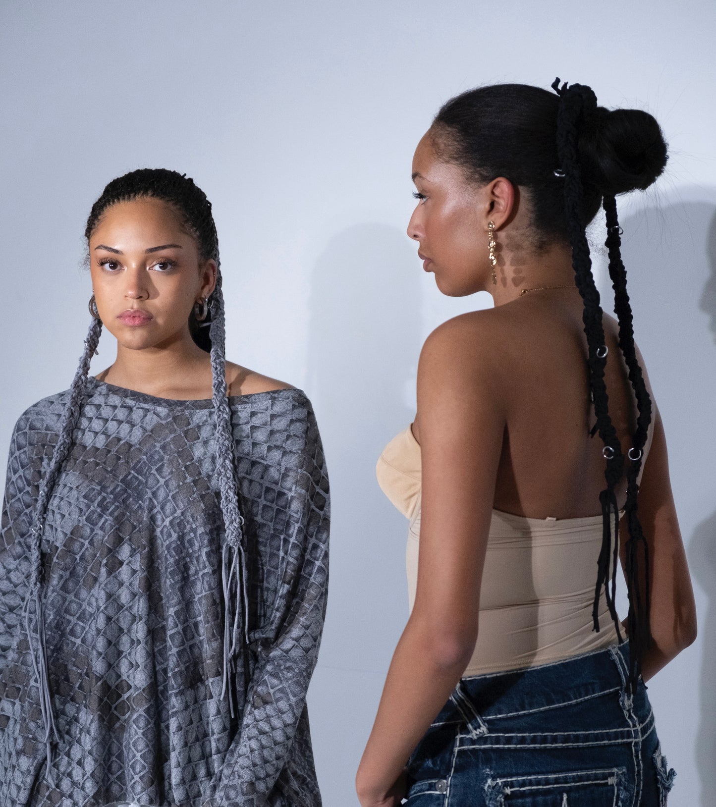 THESS BRAID IN GREY